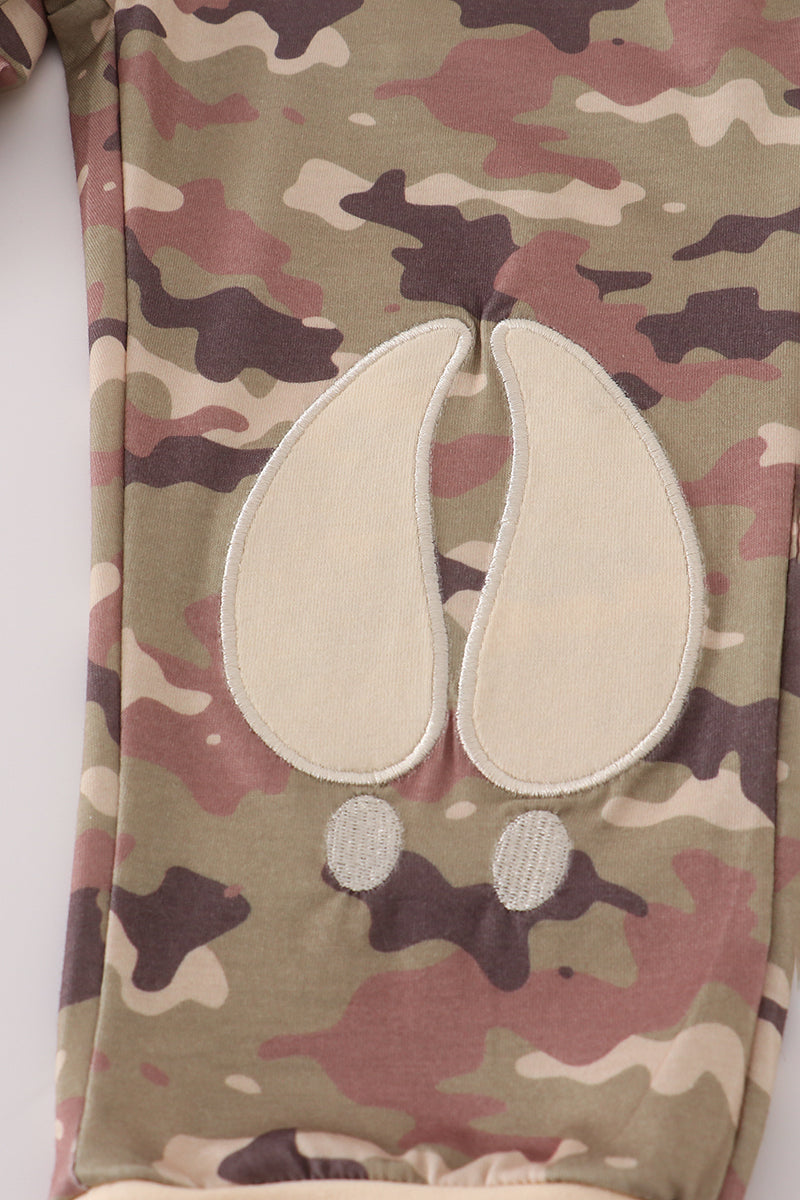 Camouflage deer applique pants set