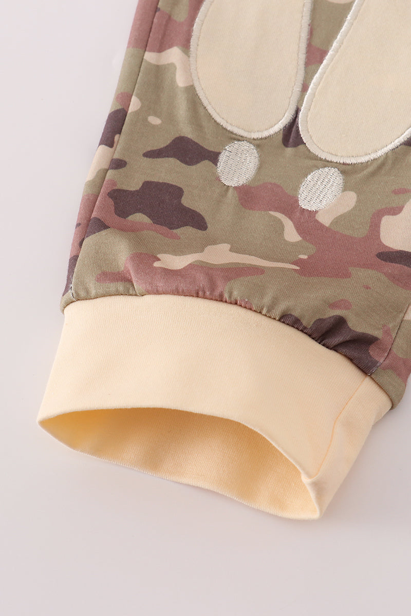 Camouflage deer applique pants set