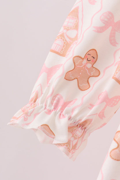Pink gingerbread embroidery ruffle set