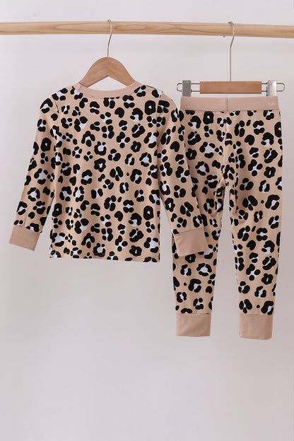 Brown leopard bamboo girl's pajama set