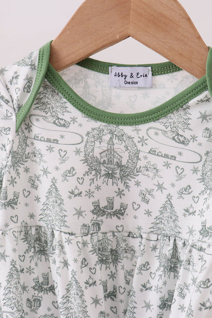 Green christmas tree print infant gown