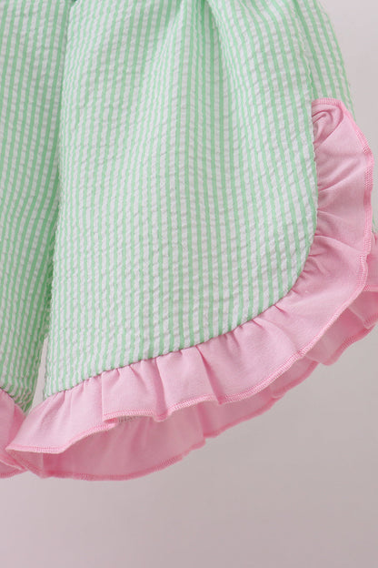 Pink bow & clover girl seersucker ruffle shorts set