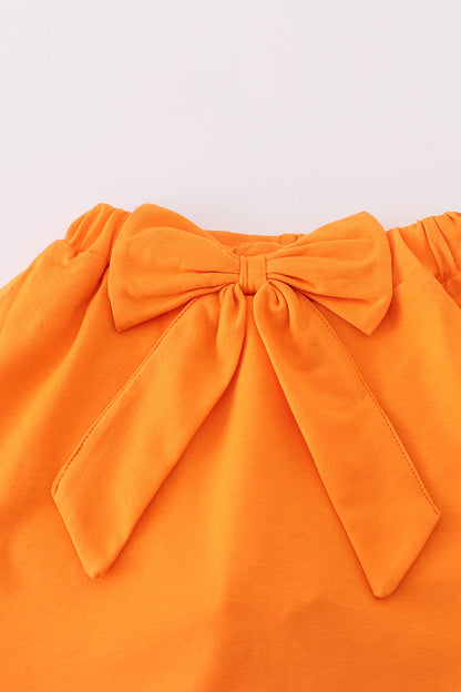 Conjunto de falda pantalón con lazo y apliques de Tennessee