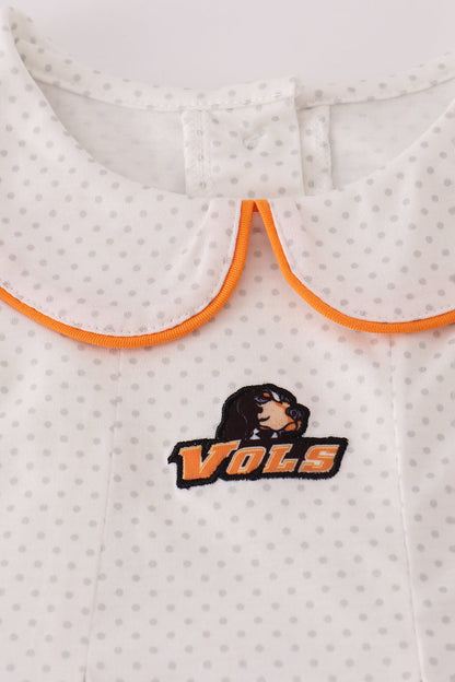Conjunto de pantalón con volantes y apliques de Tennessee